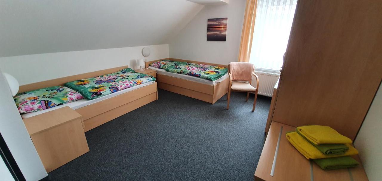 Kulturhaus Bettenhausen Hotel Rhonblick Ngoại thất bức ảnh