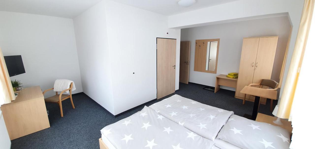 Kulturhaus Bettenhausen Hotel Rhonblick Ngoại thất bức ảnh