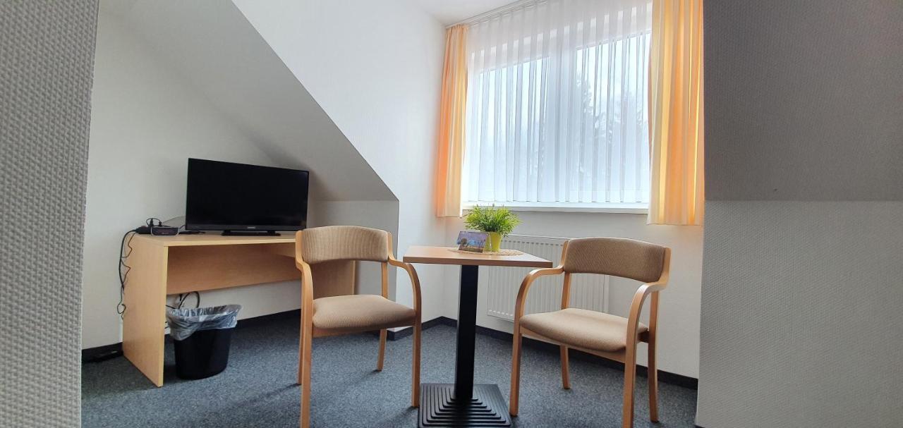 Kulturhaus Bettenhausen Hotel Rhonblick Ngoại thất bức ảnh